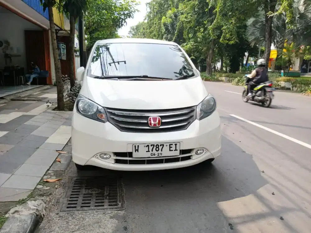 HONDA FREED E PSD AT 2012 Mulus kredit Dp mulai 25 jutaan