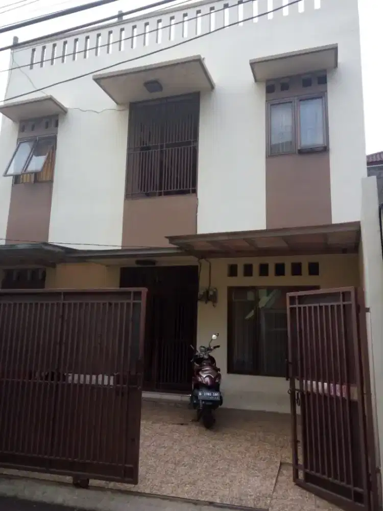 Di Jual Kos Kosan + Rumah Induk Di Pasar Minggu Jak-Sel