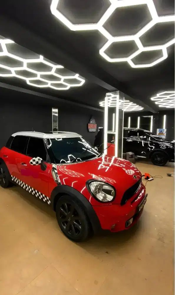 MINI Countryman 2011 - KM Rendah, Kondisi Istimewa, Siap Pakai!