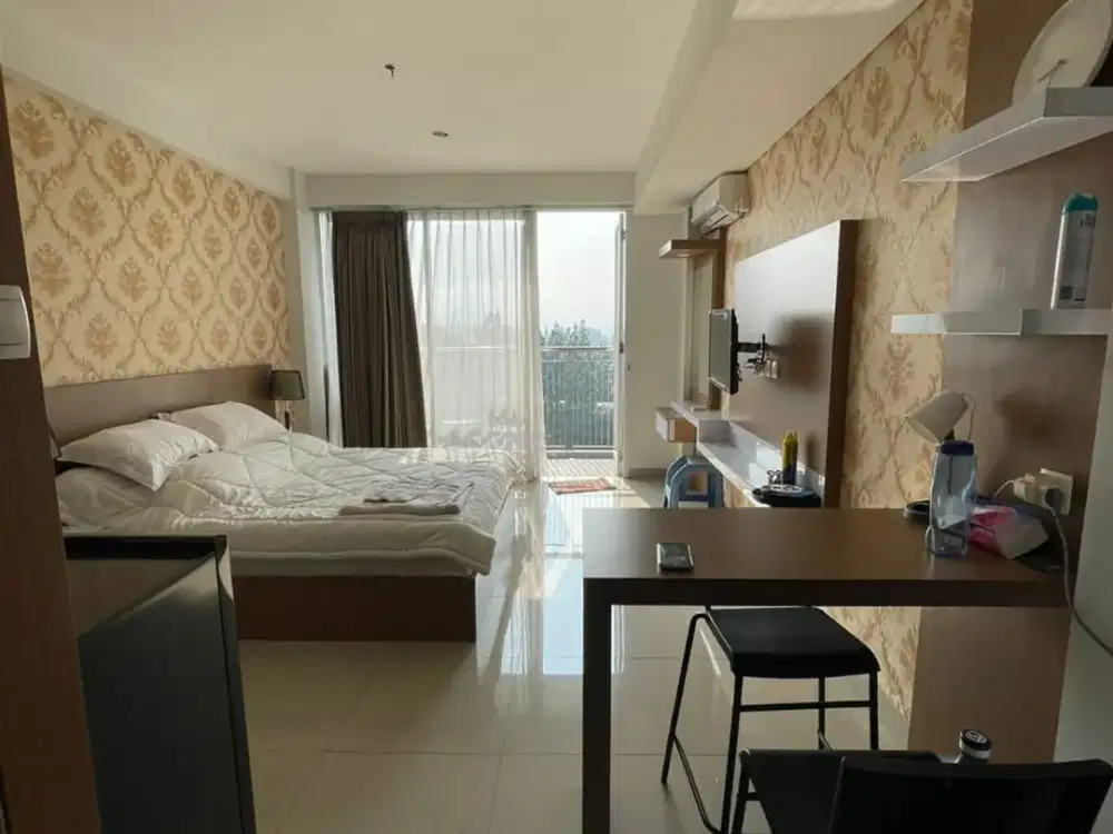 Di sewakan Apartenen Dago Suites type Studio, lt 9 menghadap Timur,