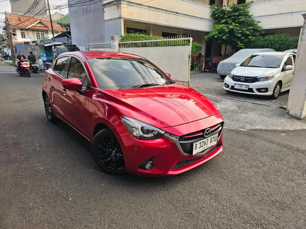 TDP TERMURAH 5 JT MAZDA 2 1.5 R SKYACTIV MATIC 2016 ISTIMEWA