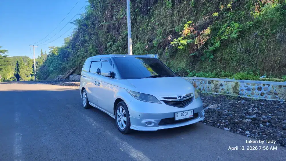 Dijual Honda Elysion