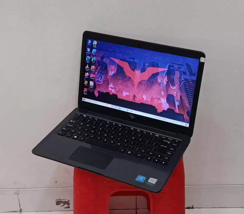 Laptop itel Able 1 Processor Intel Celeron N3350 Ram 4GB SSD 256GB