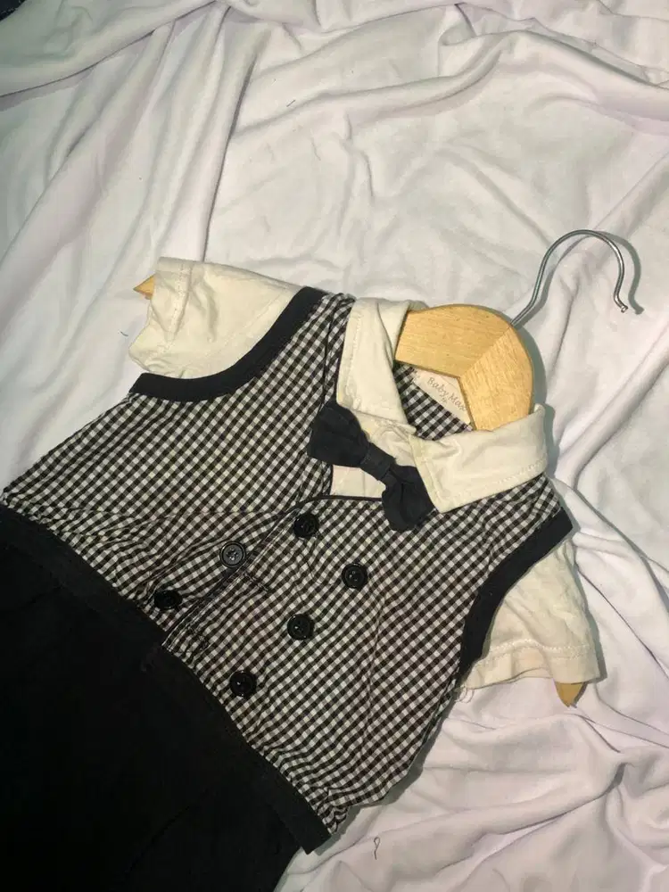 jumpsuit (3-6 bulan) merk Baby Max