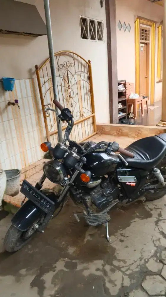 BENELLI MOTOBI EFI 200 TAHUN 2020