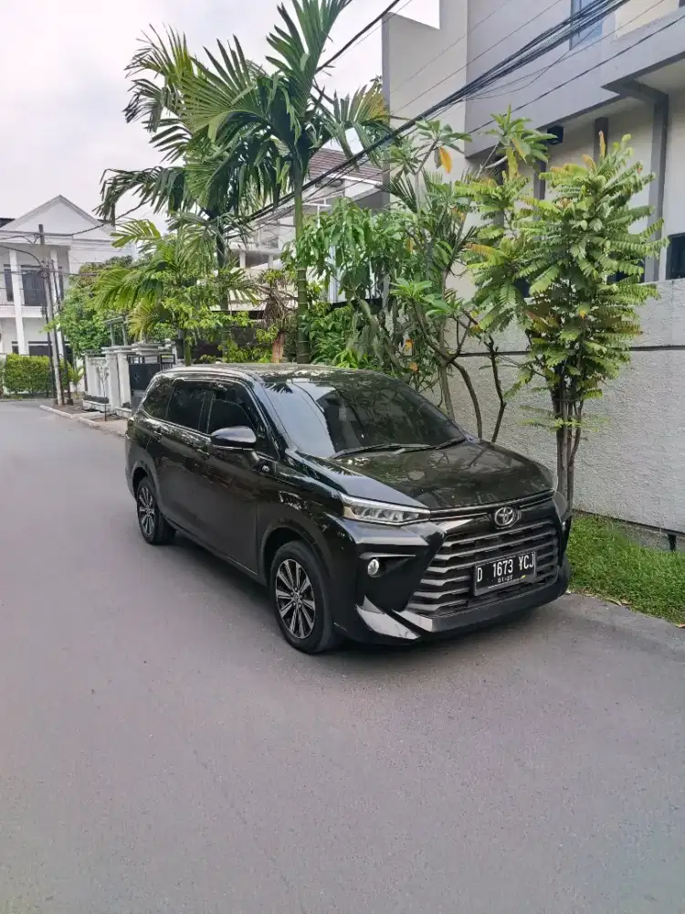 Toyota Avanza G 2022 hitam
