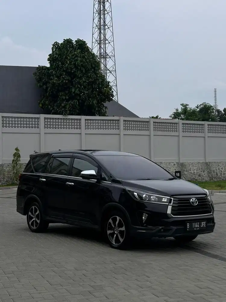 Inova Venturer 2021 Diesel - Genap - Automatic - Innova Venturer 2021