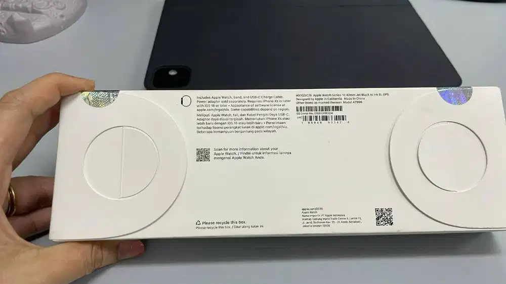 Apple Watch Series 10 GPS 42mm Jet Black (Nego Harga)