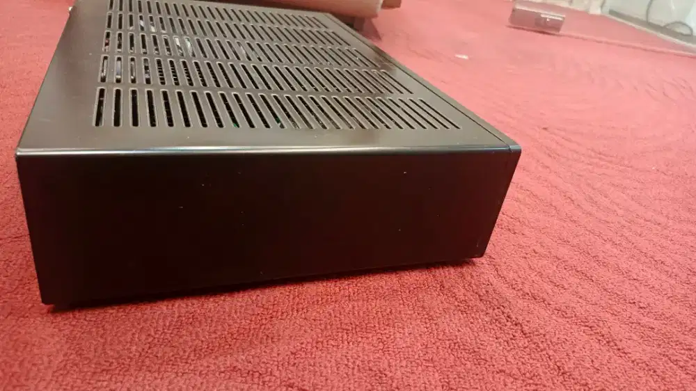 Integrated amplifier HI Fi Cambridge SR20