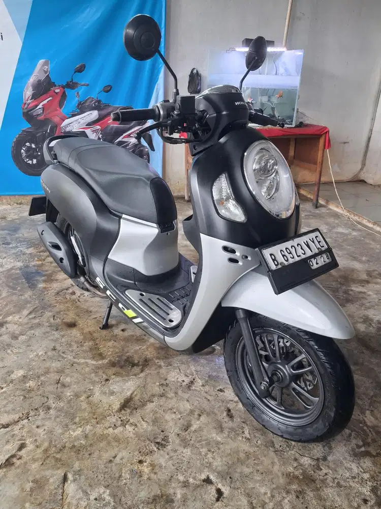(A) Honda Scoopy Sporty Fi Tahun 2023