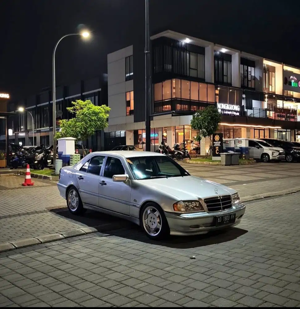 Mercedes-Benz C180 1999 Bensin