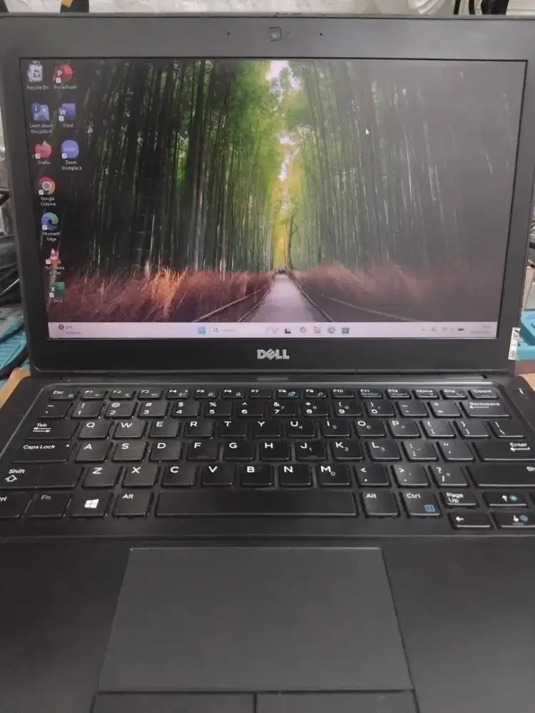 di jual Dell Latitude 5280 (i5gen7/16gb/256gb)