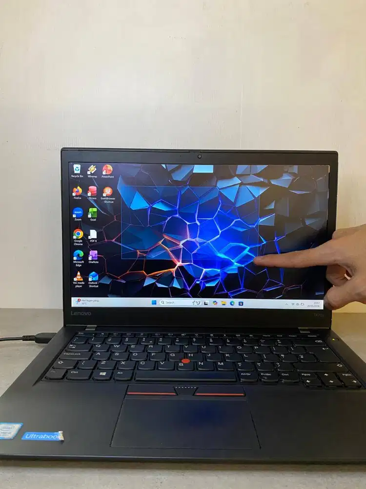LENOVO THINKPAD T470S TOUCHSCREEN CORE I5 GEN 7 RAM 4GB SSD 128GB