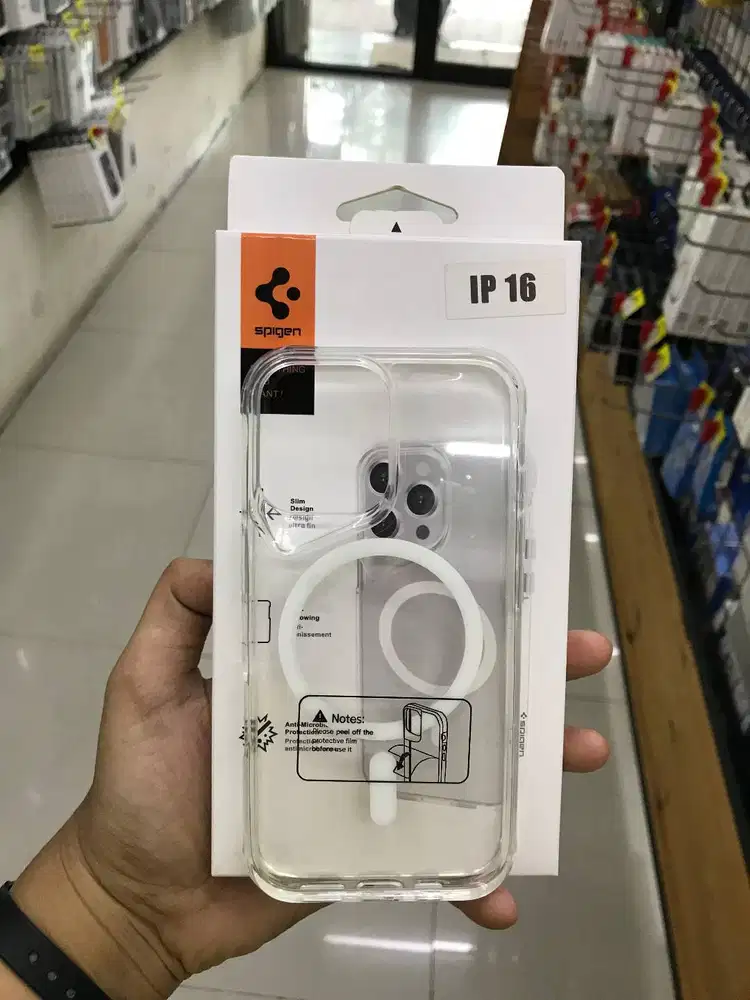Spigen Crystal Magsafe Case iPhone 16