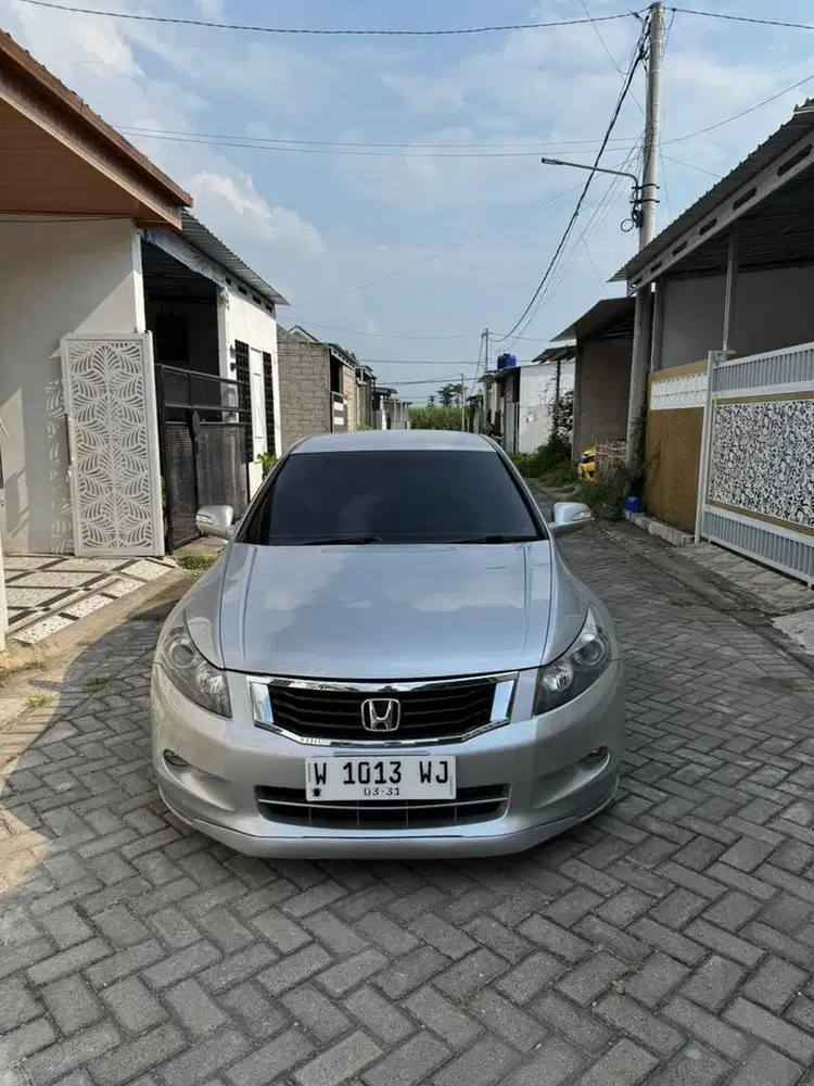 Honda Accord 2.4 2010 VTI-L