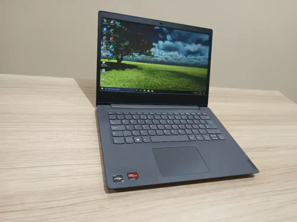 Lenovo V14-ADA Ryzen 3-3250U ssd 512GB,ram 8gb,slim elegan bergaransi