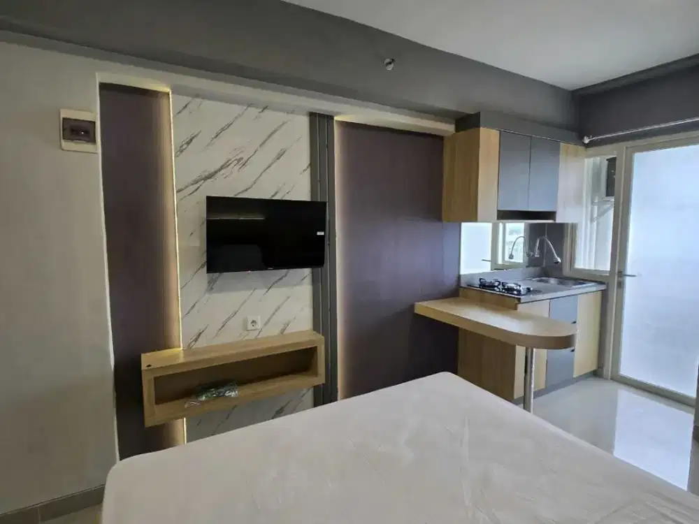 REV.A378 Apartemen Educity Tower Stanford Sudah Furnish, Nyaman, Murah