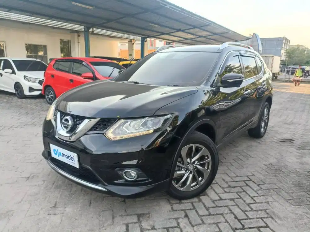 DP Rendah - Nissan Xtrail 2.5 Bensin - AT 2015 - BIU