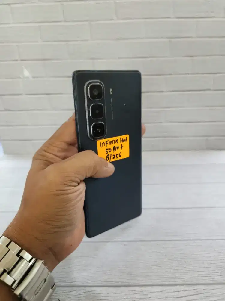 Infinix hot 50 pro plus 8/256