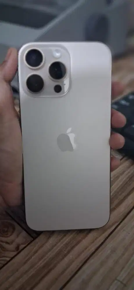 Iphone 16 pm desert 256gb