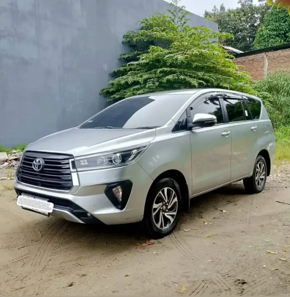 Dijual Kijang Innova 2.4 V AT Th 2021