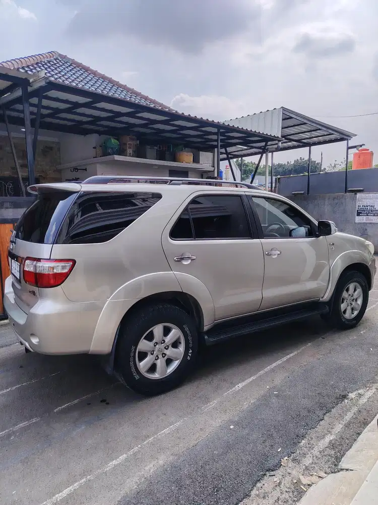 Toyota Fortuner 2010 Diesel