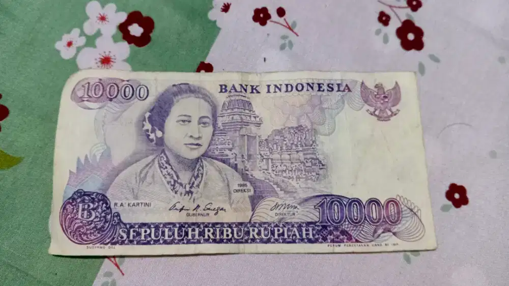 Jual uang kuno 10000