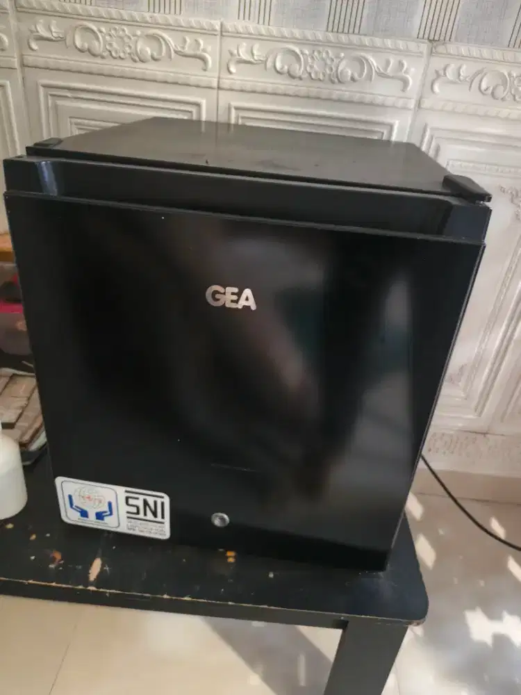 Kulkas gea dan oven gas 2 tingkat