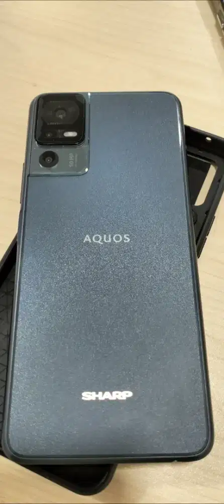 Sharp V7 Plus Ram 6/256