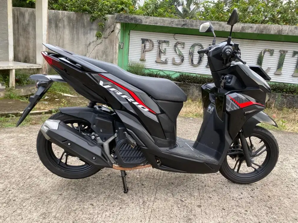 58@: DP:1,500RB B DKI NEW NVARIO125CBS ESP 2023