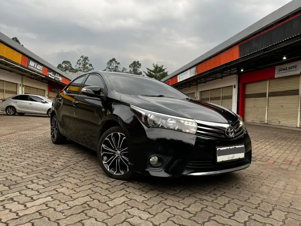 Toyota All New  Corolla Altis 1.8 V AT 2015