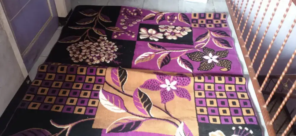 Di jual karpet masih bagus