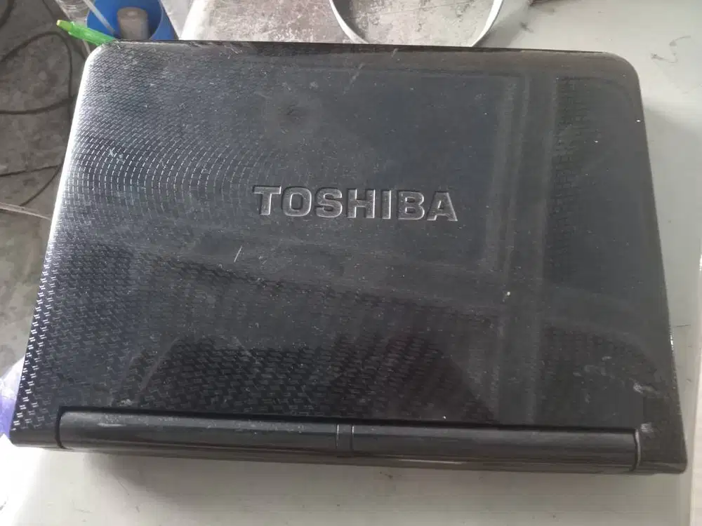 Jual Netbook Toshiba NB250 rusak