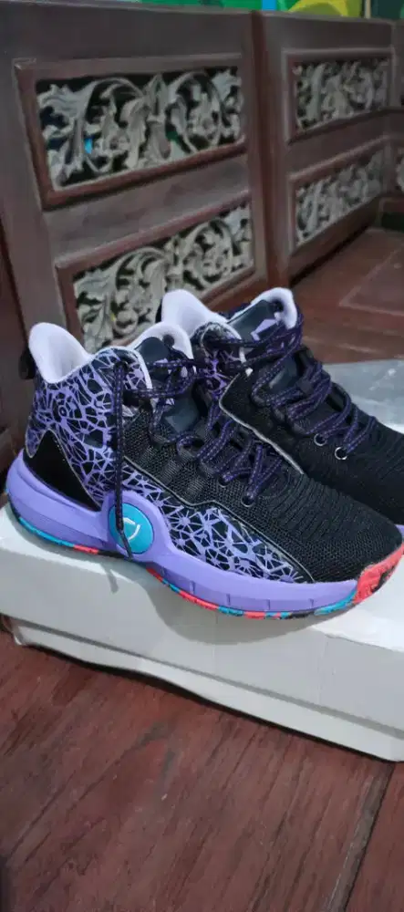 Sepatu basket guard 39 ori mulus