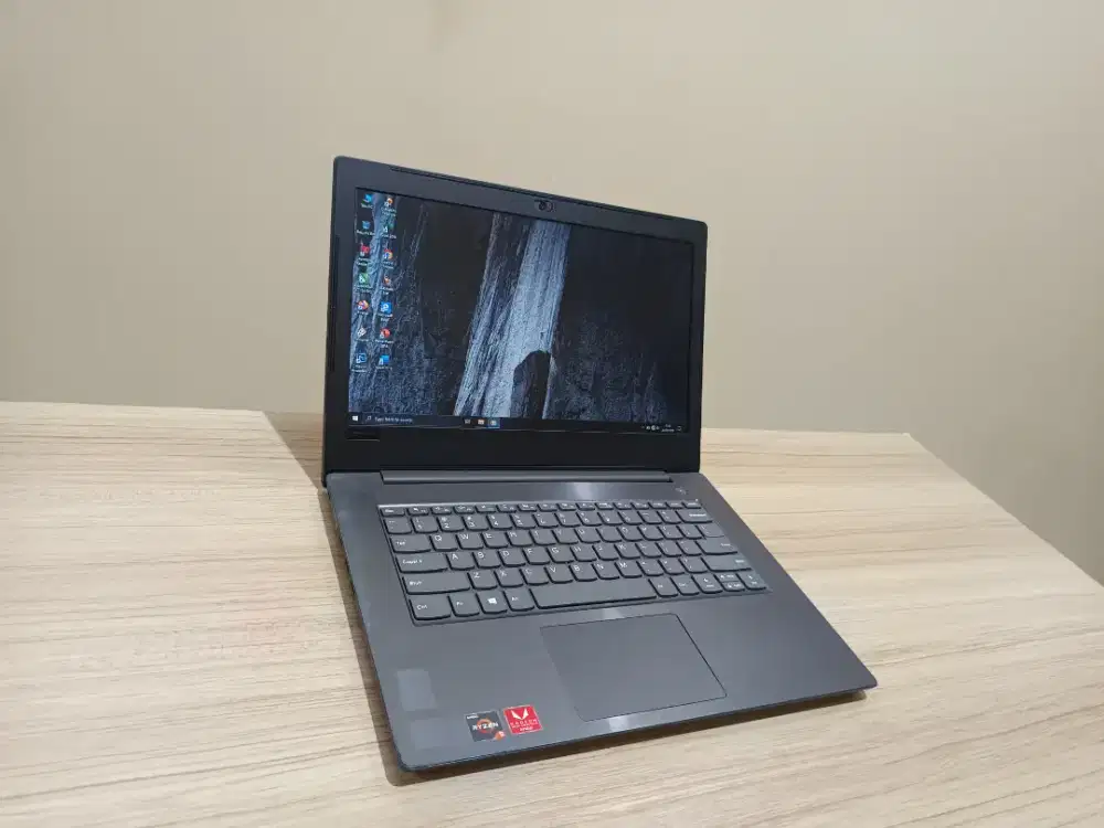 Lenovo V330 Ryzen 3 dg ssd 512GB,ram 8gb,murah dan siap pakai