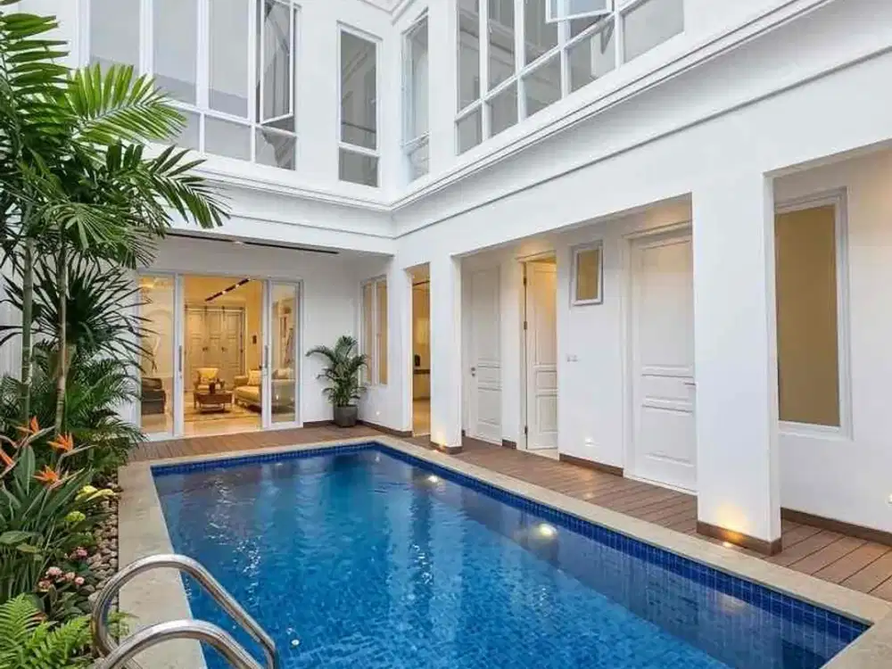 Dijual rumah baru design Classik Private pool siap huni di tebet jaksel