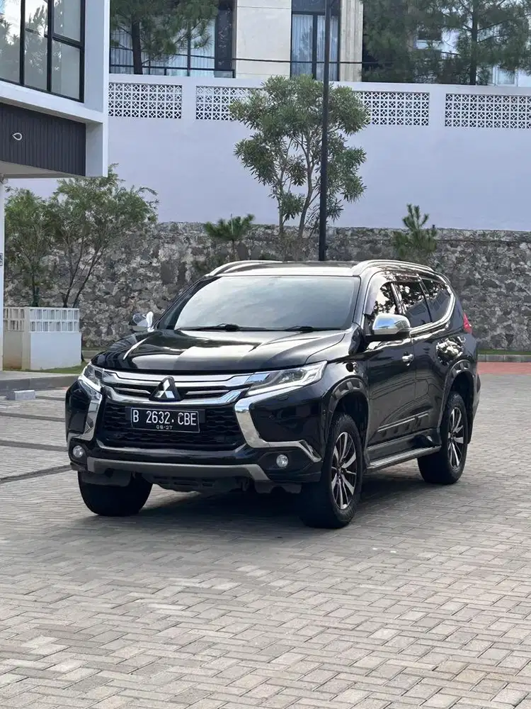 Pajero Ultimate 2017 Solar - Genap - Automatic - Pajero Dakar Ultimate