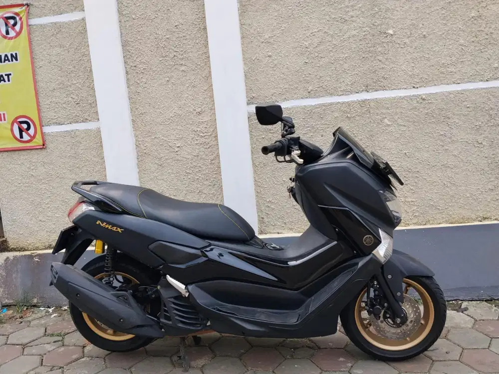 (DIJUAL CEPAT) YAMAHA NMAX OLD 2018 SIAP PAKAI GRES