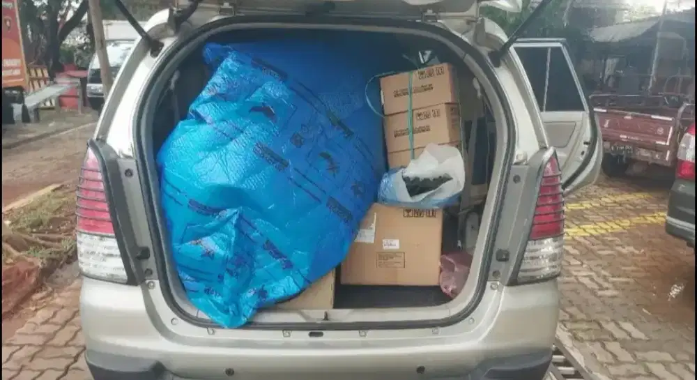 Dibutuhkan kurir motor untuk pengiriman sparepart mobil