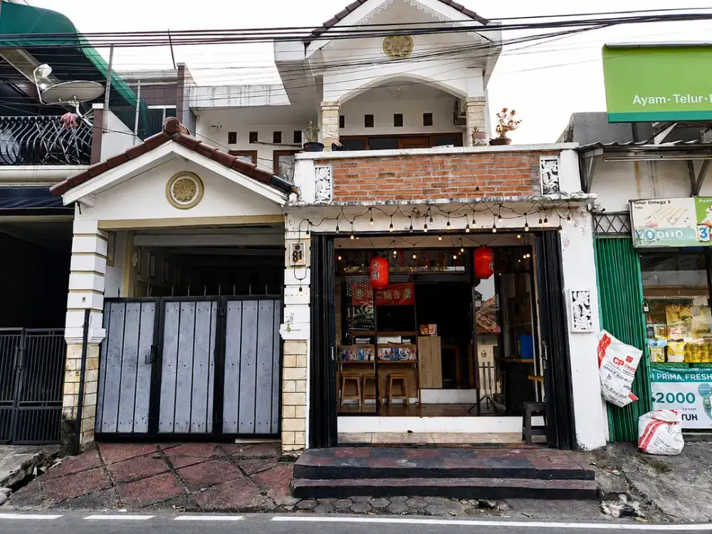 Rumah Tinggal 3 Lantai Siap Huni - Lenteng Agung