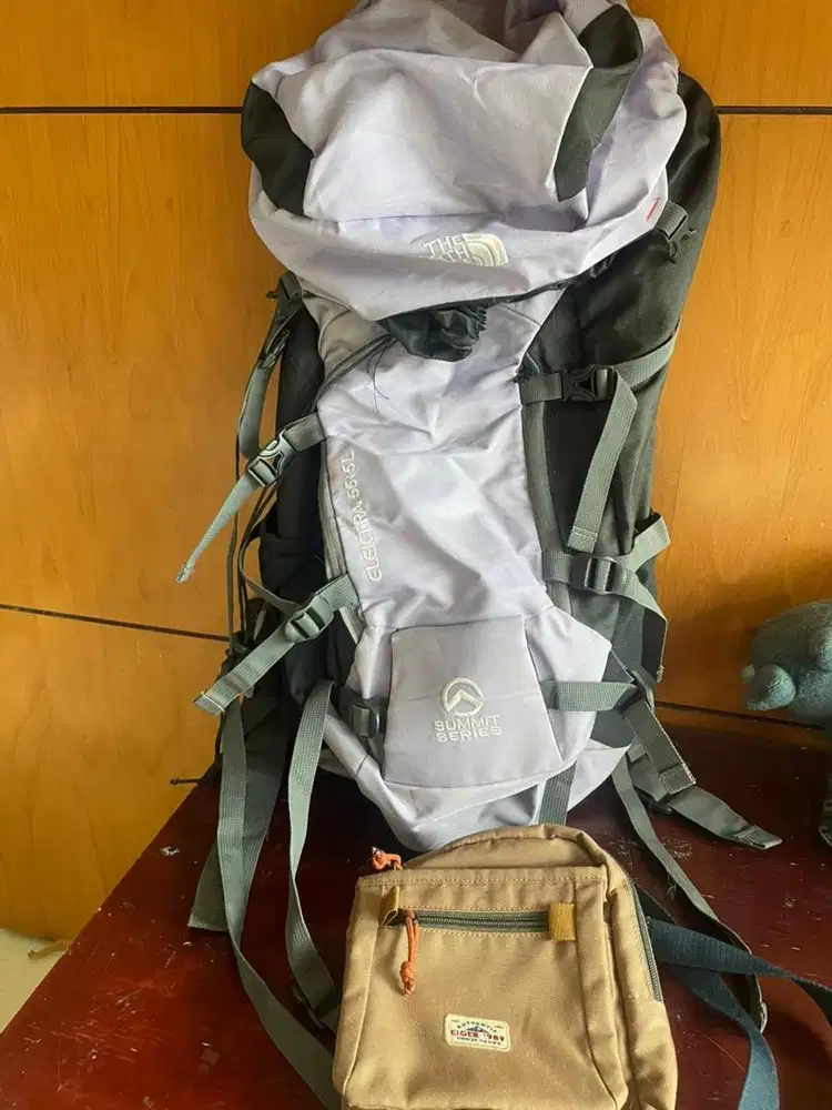 CARRIER TNF 50+10L dan EIGER PORTEGE POUCH