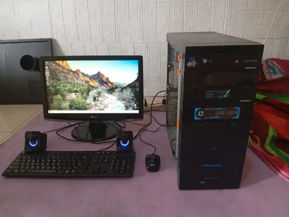 Komputer i5 gen3, 10gb ram, monitor 19 siap pakai