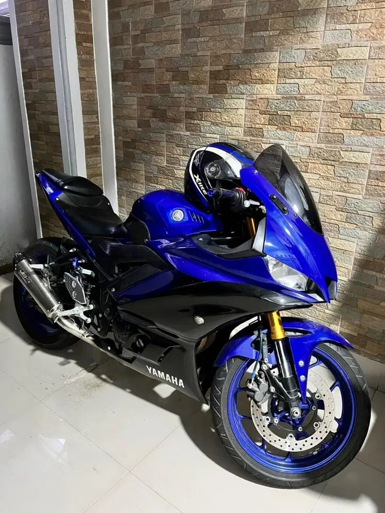 Yamaha R25 2018 V2 LOW KM