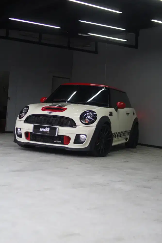 Km 17rb Mini 3 door JCW Asli pabrik