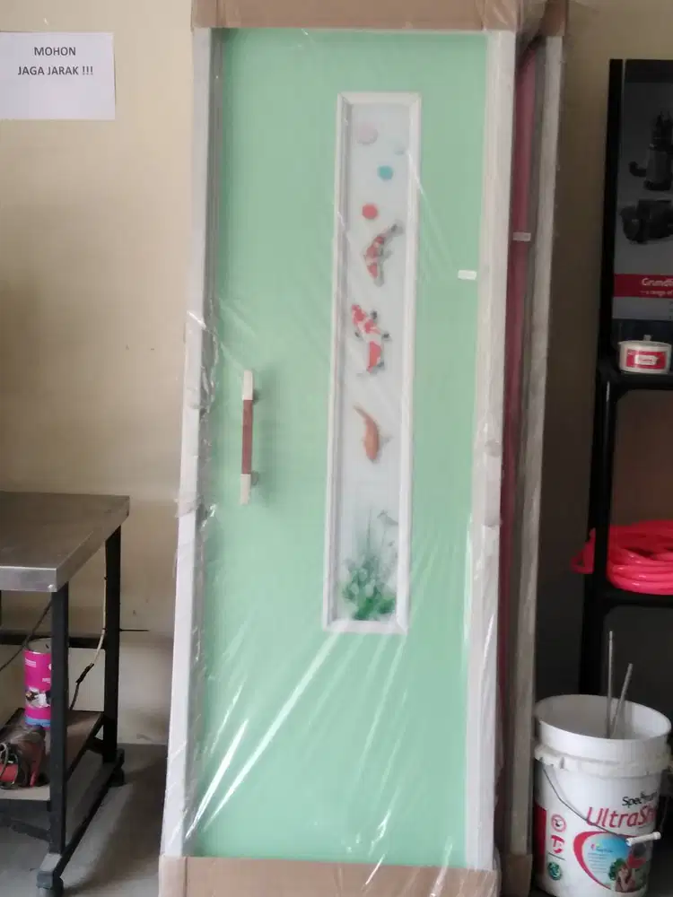 Pintu PVC anti air dan anti rayap