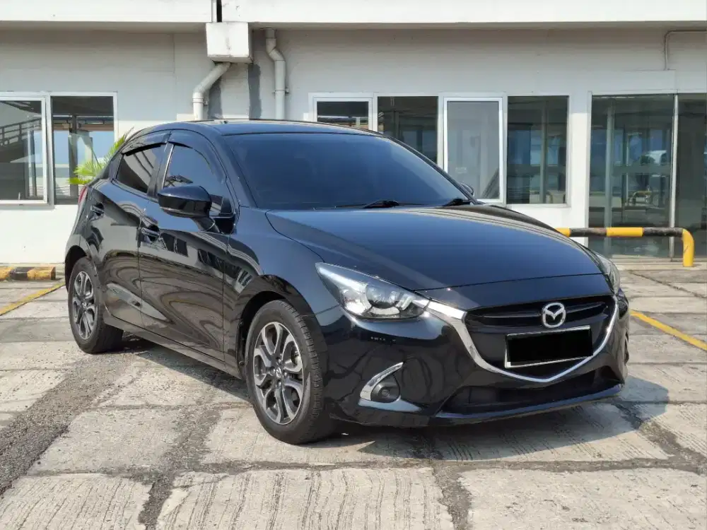 Mazda 2 R Automatic 2017