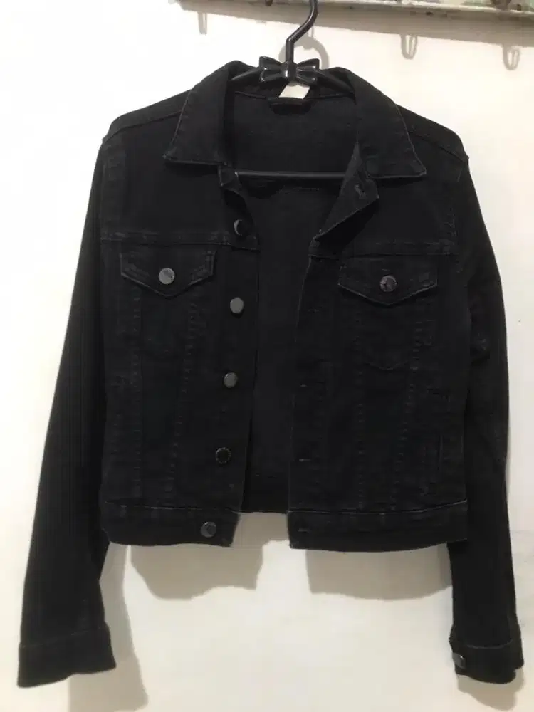 H&M Black Denim Jacket Size S