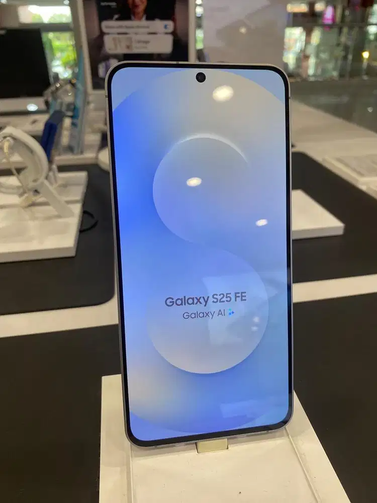 Samsung s25 Fe new