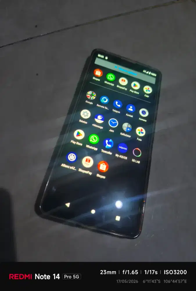 Sharp aquos zero 6 5G NFC