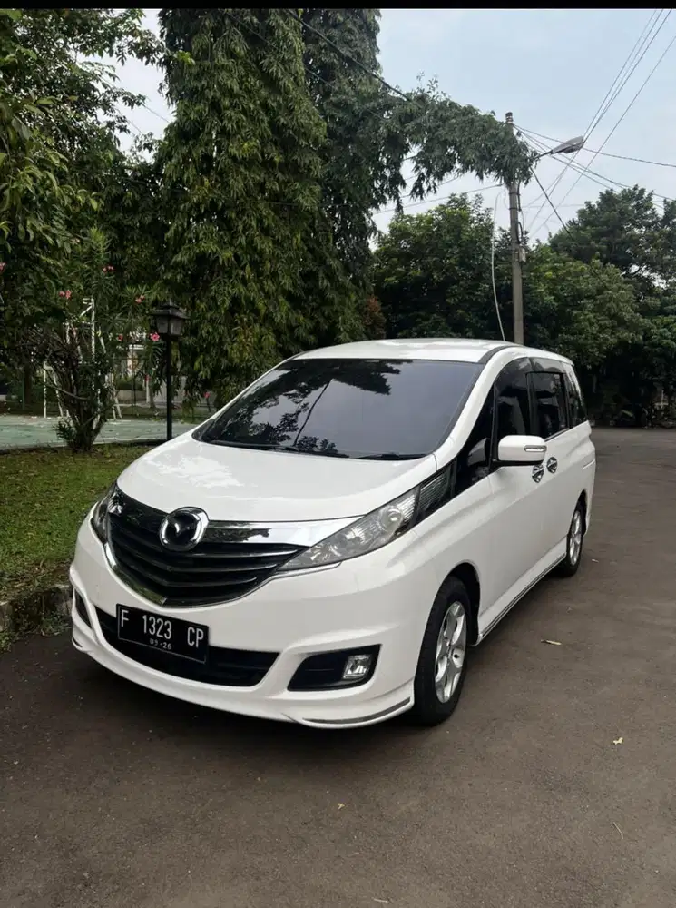 Mazda Biante Skyactiv 2014
